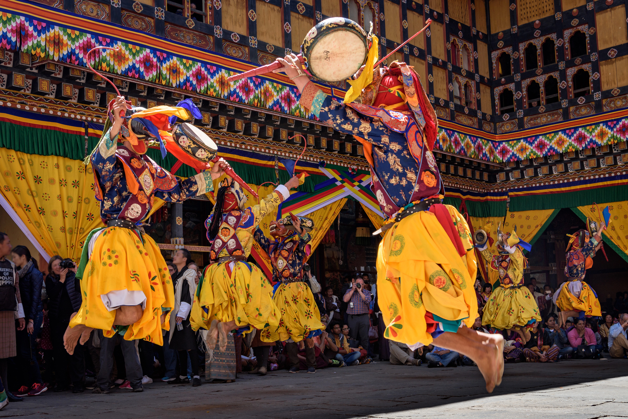 SPLENDIDO BHUTAN– LA FELICITÀ E LA CULTURA